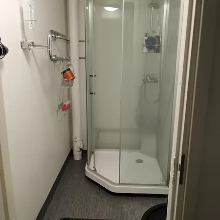 Hostel400kokkola Mannerheiminaukio Hostel *