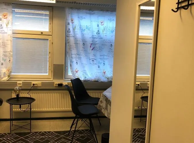 Hostel400kokkola Mannerheiminaukio אכסניה *