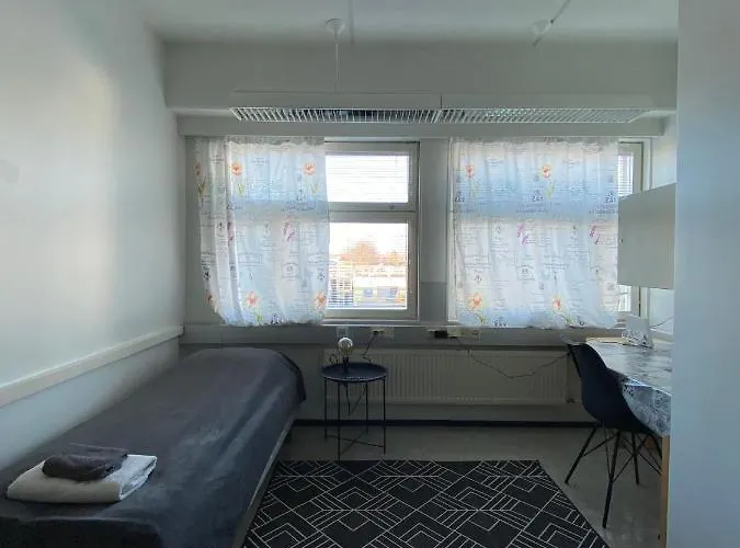Hostel400kokkola Mannerheiminaukio 호스텔 코콜라